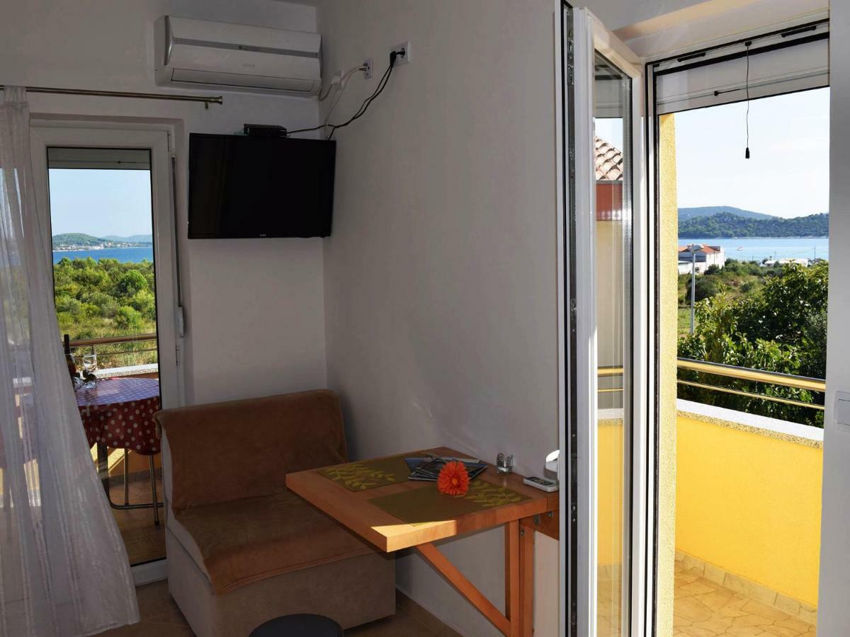 Iva Apartmani Трибунь Экстерьер фото