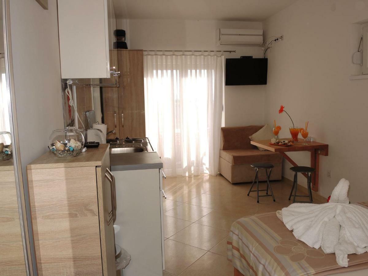 Iva Apartmani Трибунь Экстерьер фото