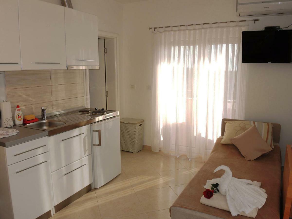 Iva Apartmani Трибунь Экстерьер фото