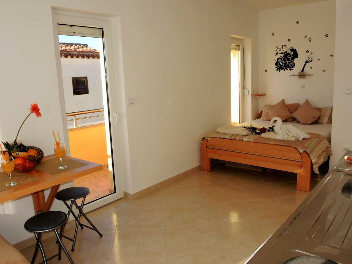 Iva Apartmani Трибунь Экстерьер фото