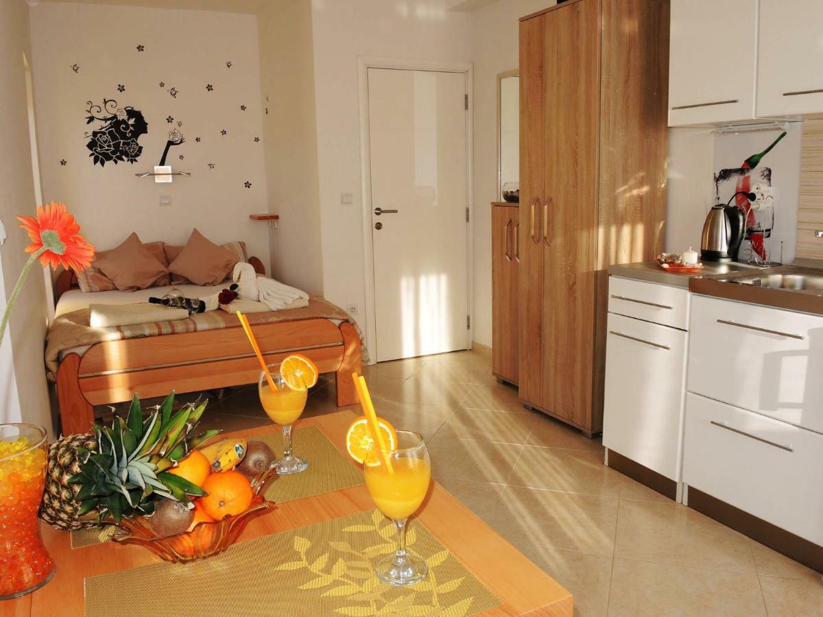 Iva Apartmani Трибунь Экстерьер фото
